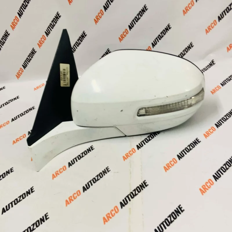 MARUTI SUZUKI SWIFT 5 WIRE SEMI USED OUTSIDE MIRROR LEFT SIDE - Image 4