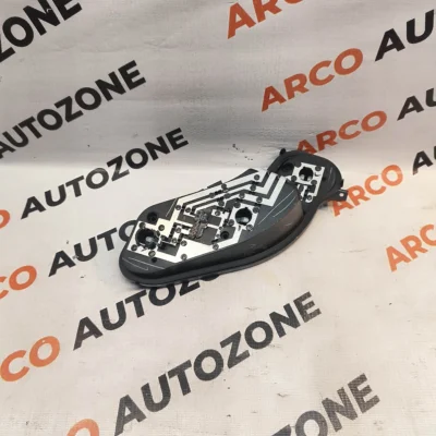 TAIL LIGHT HOLDER NISSAN SUNNY LEFT SIDE NISSAN