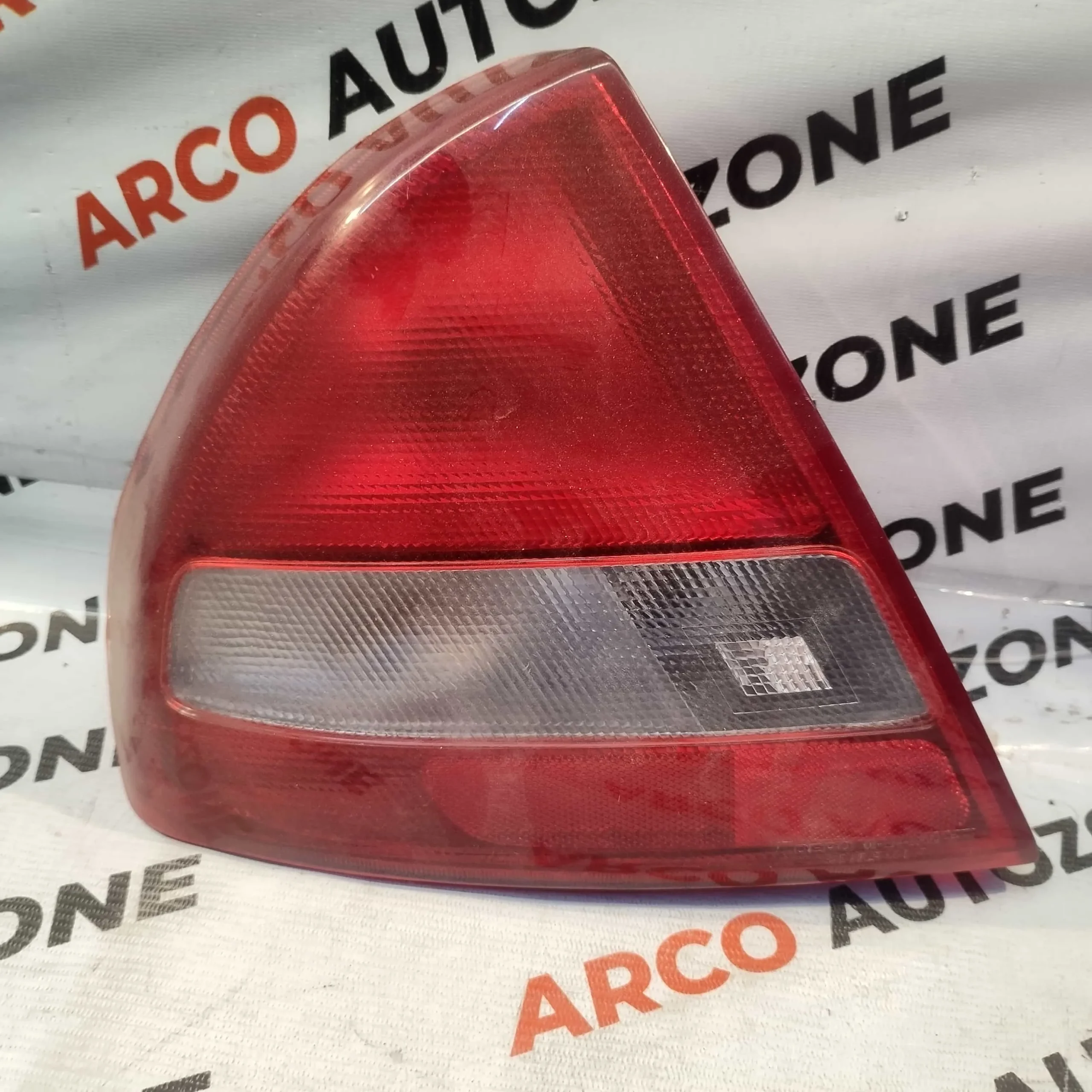 TAIL LAMP ASSY LEFT HAND MITSUBISHI LANCER 1st GEN DEPO 2141962LUE