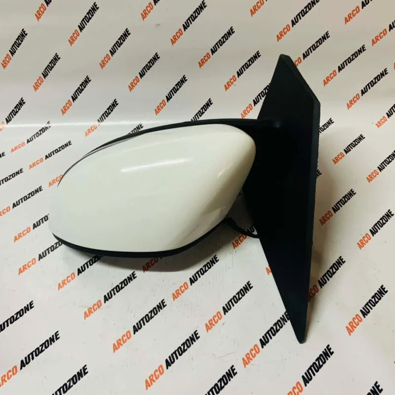 TATA TIAGO 5 WIRE SEMI USED OUTSIDE MIRROR LEFT SIDE - Image 2