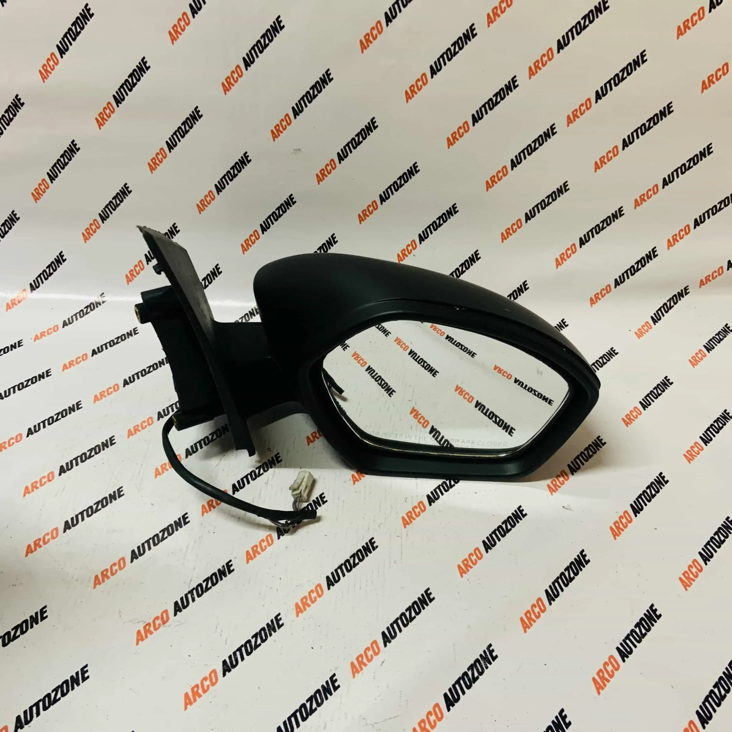 TATA TIAGO TIGOR 3WIRE SEMI USED OUTSIDE MIRROR RIGHT SIDE