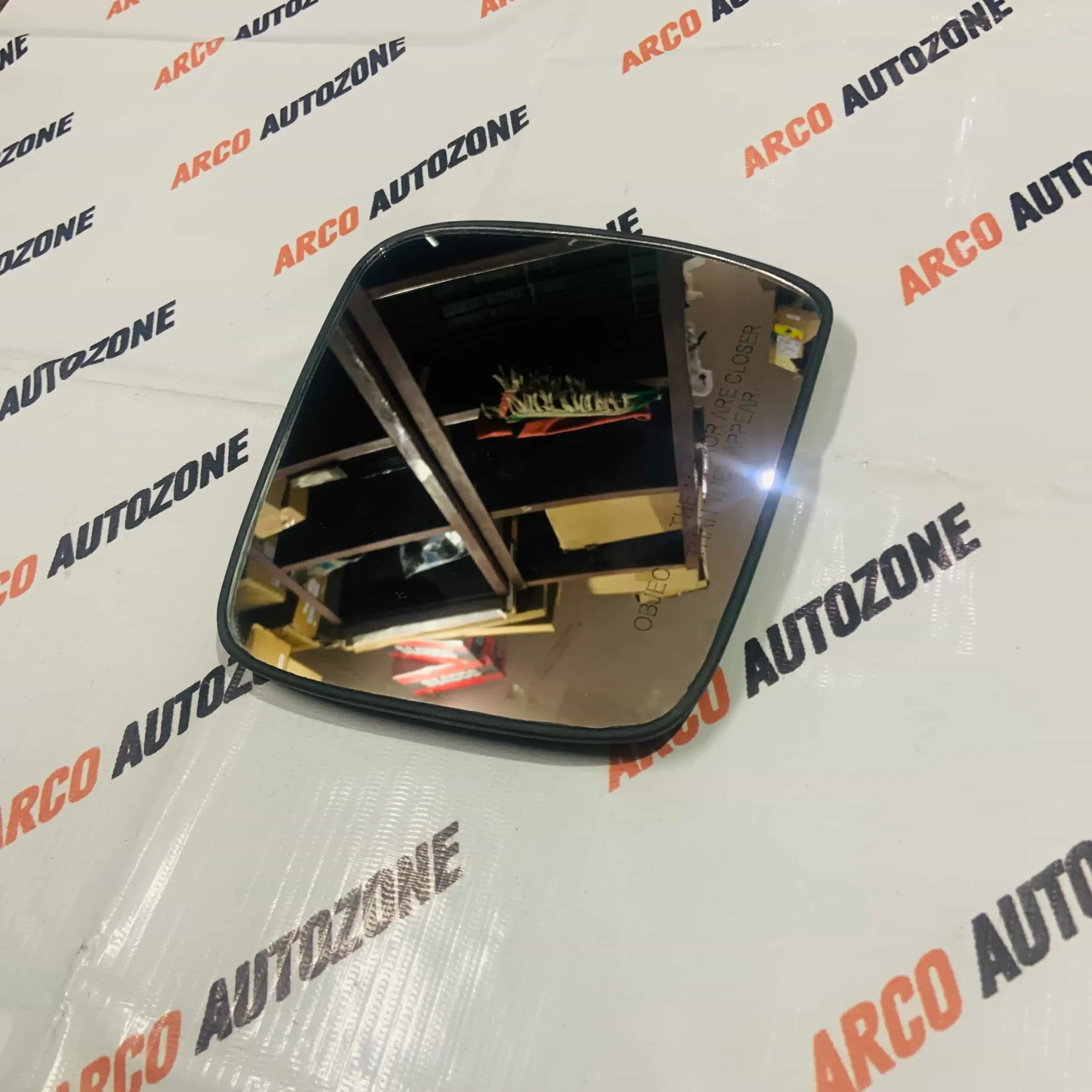MAHINDRA TUV FOX SUB MIRROR GLASS PLATE LEFT SIDE