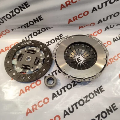 CLUTCH SET VOLKSWAGEN VENTO WITH BEARING PETROL LUK 6223363000