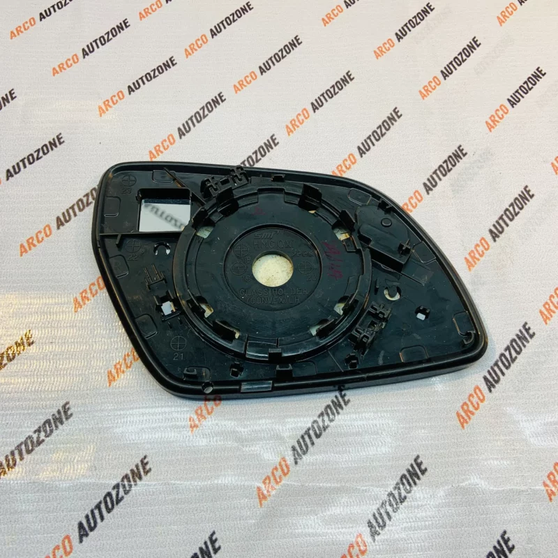 HYUNDAI VENUE SUB MIRROR PLATE LEFT SIDE - Image 2