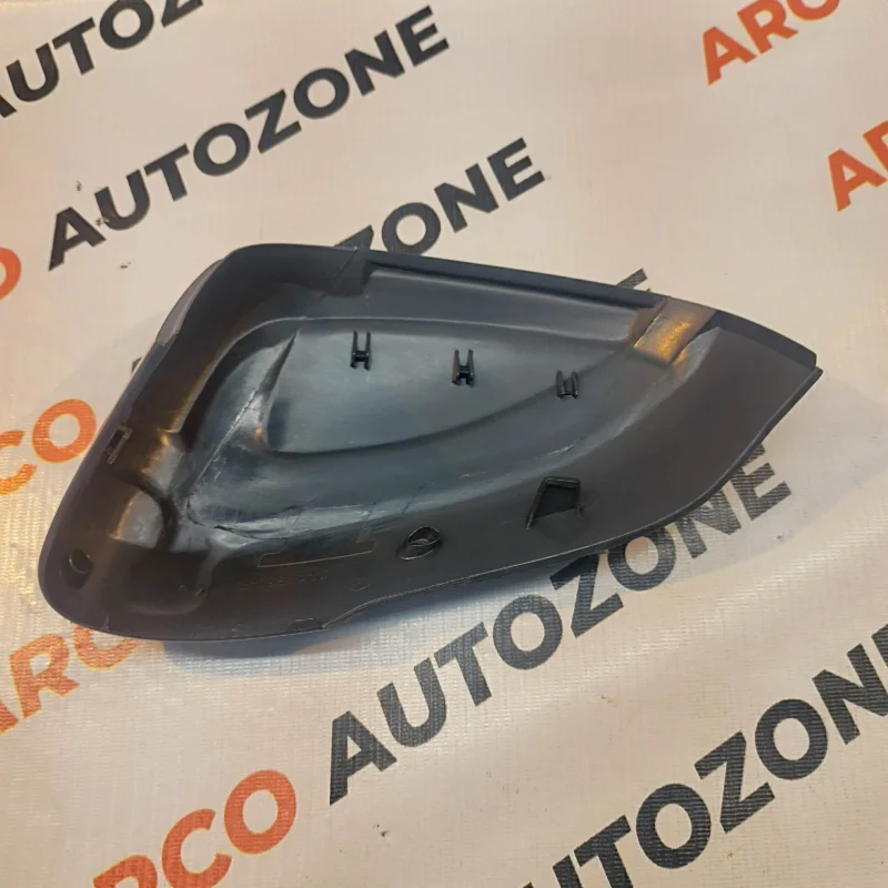 VOLVO SC60 2014-19 SIDE GLASS COVER RIGHT SIDE - Image 3