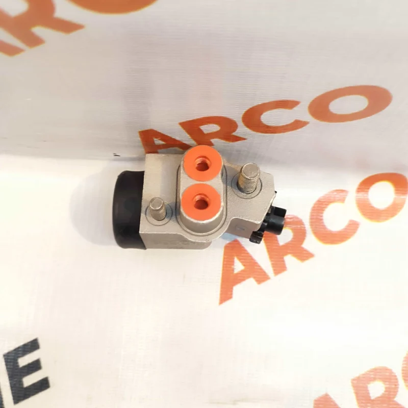 WHEEL BRAKE CYLINDER ASSEMBLY MARUTI SUZUKI FRONT RIGHT OMNI 1984 TO 19 WC105 BOSCH 0986AB8105E7A - Image 2