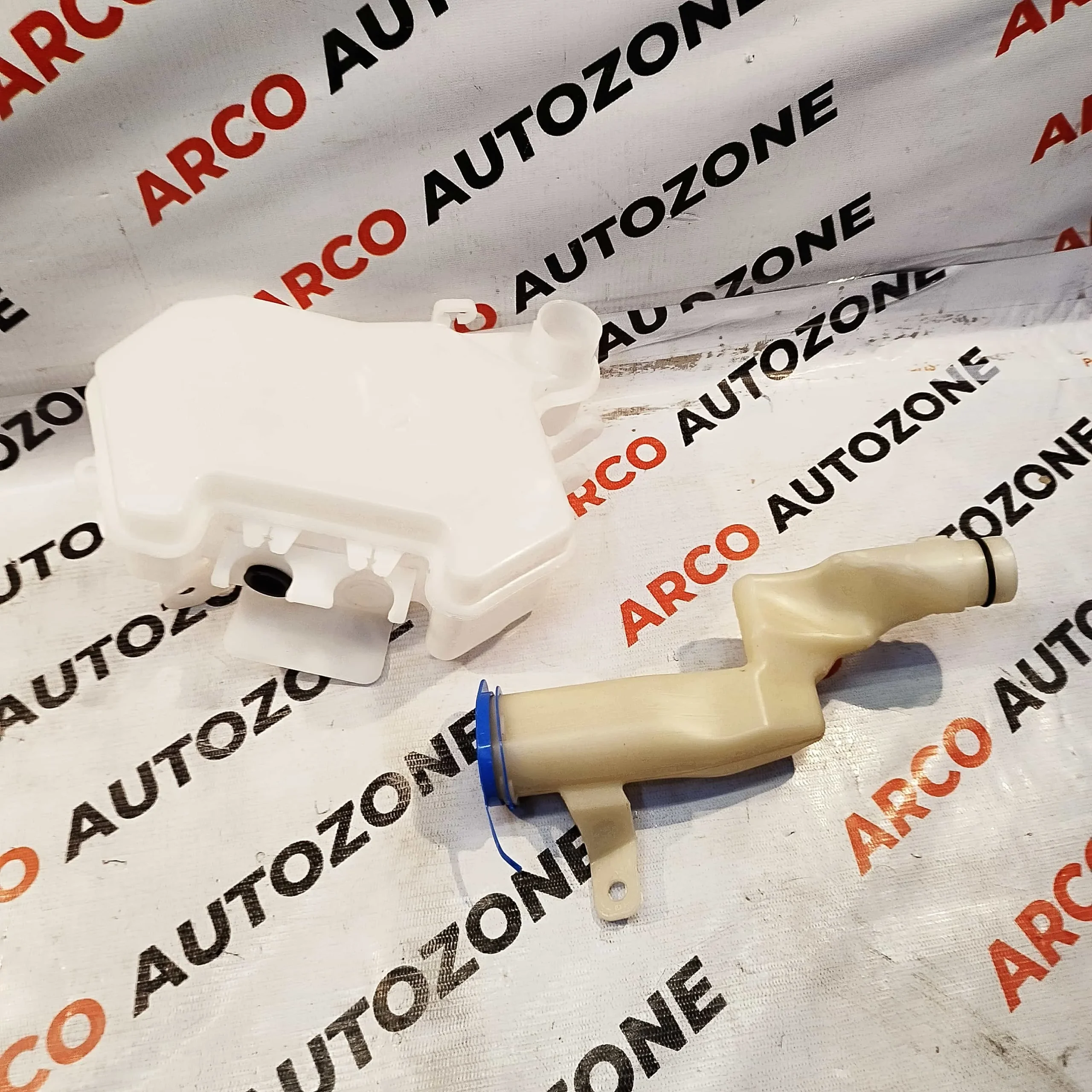 WIPER BOTTLE HONDA WRV SINGLE HOLE OE