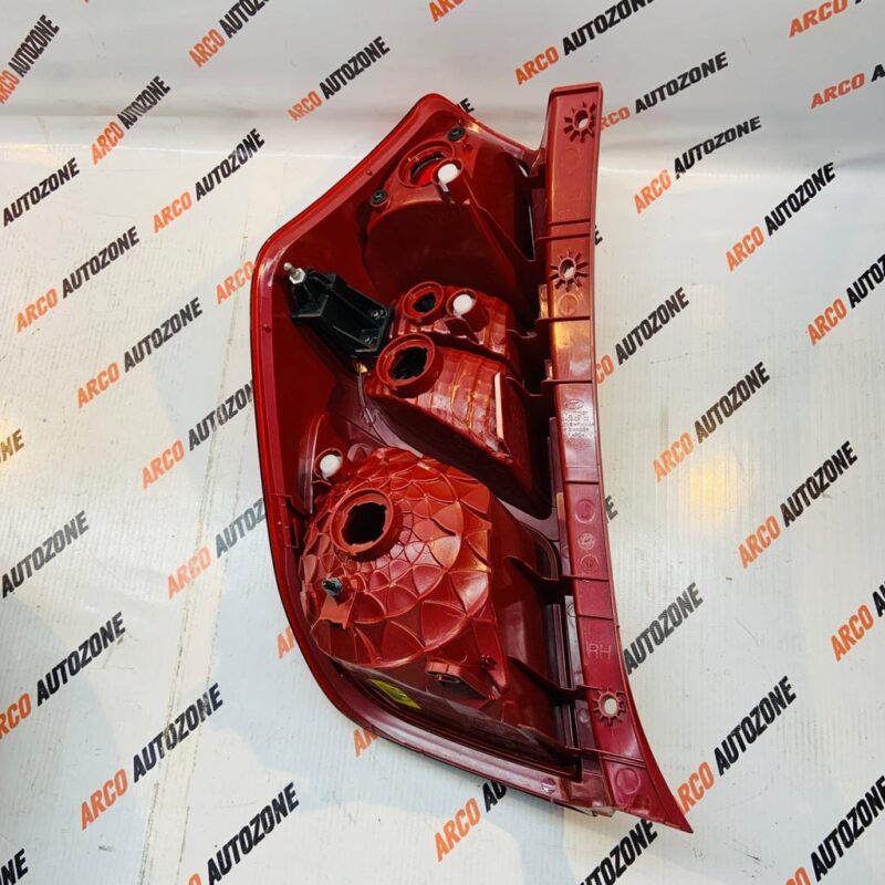 HYUNDAI I10 2ND GEN OE RIGHT HAND 924200X100 - Image 2