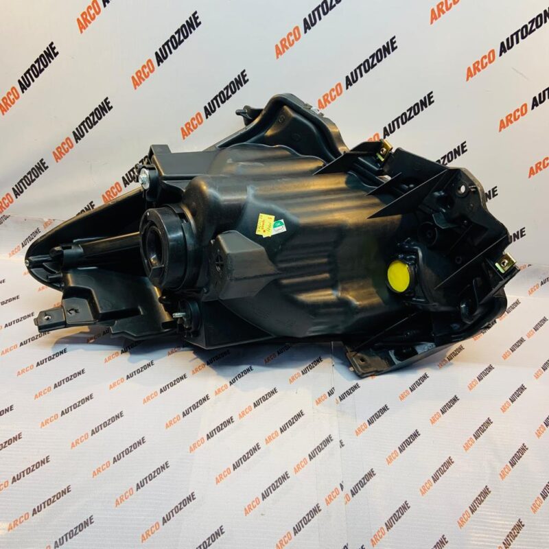 MARUTI SUZUKI SWIFT 2018  LUMAX 131HLUSW1ST GEN8R HEAD LIGHT RIGHT SIDE - Image 2