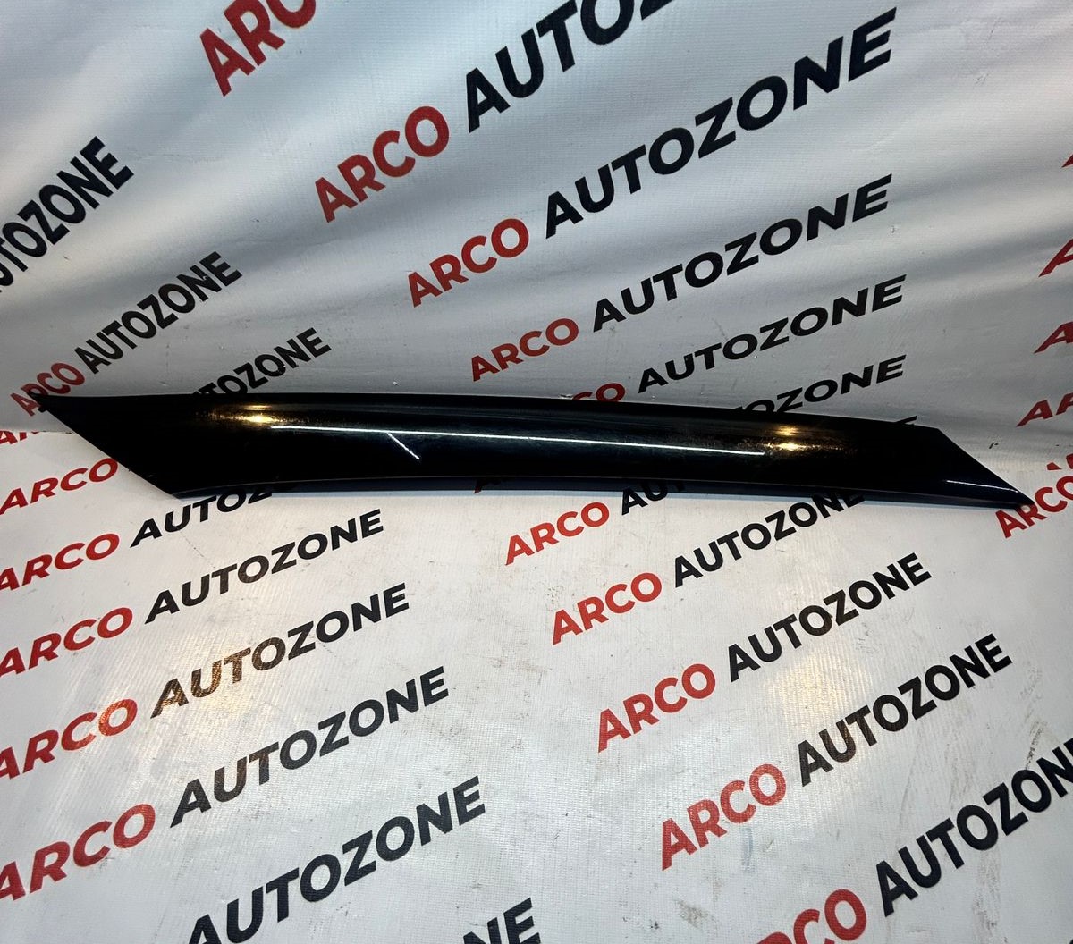 GARNISH ASSY DELTA KIA SELTOS LEFT SIDE 86250Q6000 SEMI USED