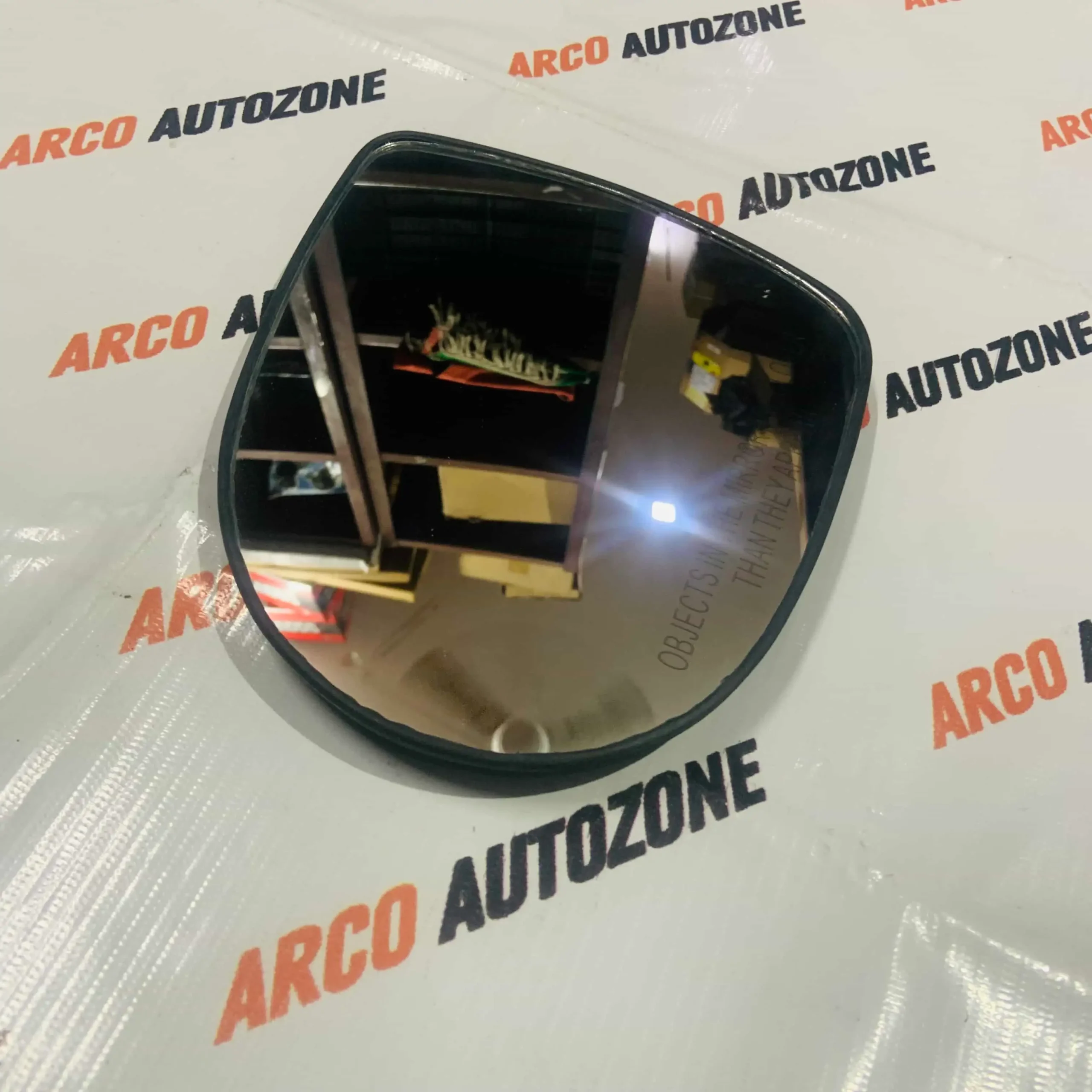 MAHINDRA XUV 500 FOX SUB MIRROR GLASS PLATE LEFT SIDE