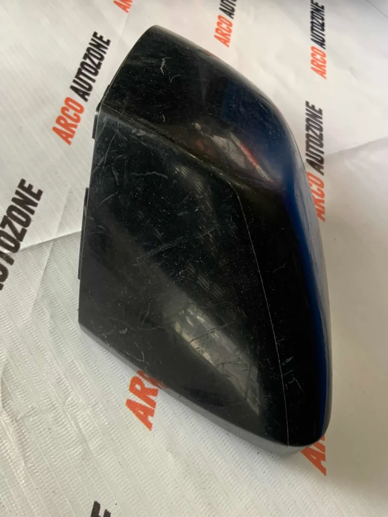SKULL CAP OUT SIDE REAR VIEW MIRROR COVER MAHINDRA XUV700 SIDE GLASS COVER WITH INDICATOR RIGHT SIDE - Image 3