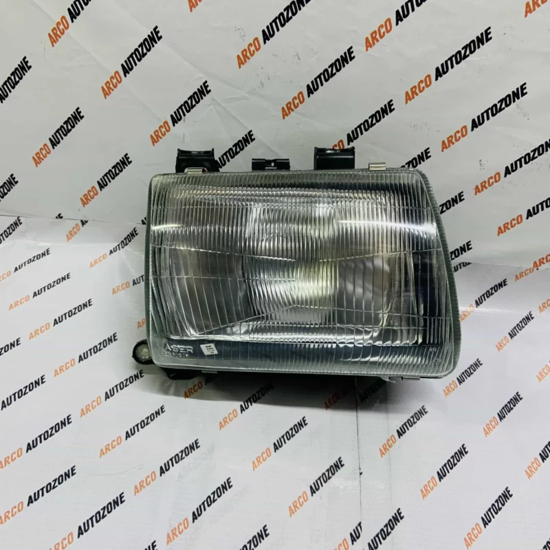 MARUTI SUZUKI ZEN LUMAX HEAD LIGHT RIGHT SIDE