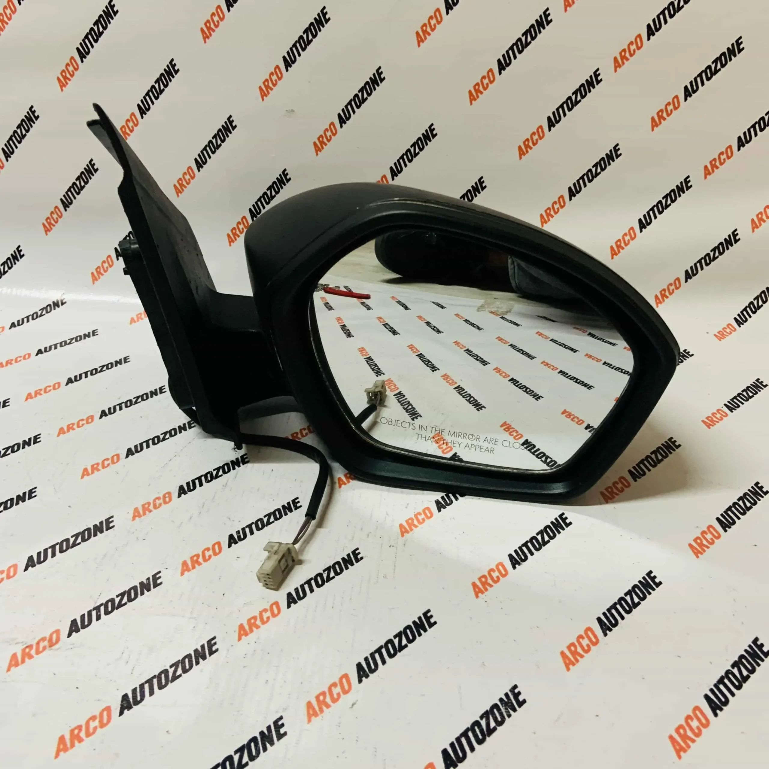 TATA ZEST BOLT 3 WIRE SEMI USED OUTSIDE MIRROR RIGHT SIDE